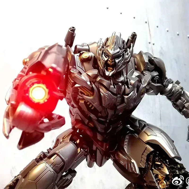 ในสต็อกเปลี่ยนของเล่นLS-06 LS06 ถังMegatron 33 ซม.ภาพยนตร์ซูมโลหะผสมรุ่นหุ่นยนต์ตัวเลขการกระทําของเล่นของขวัญ