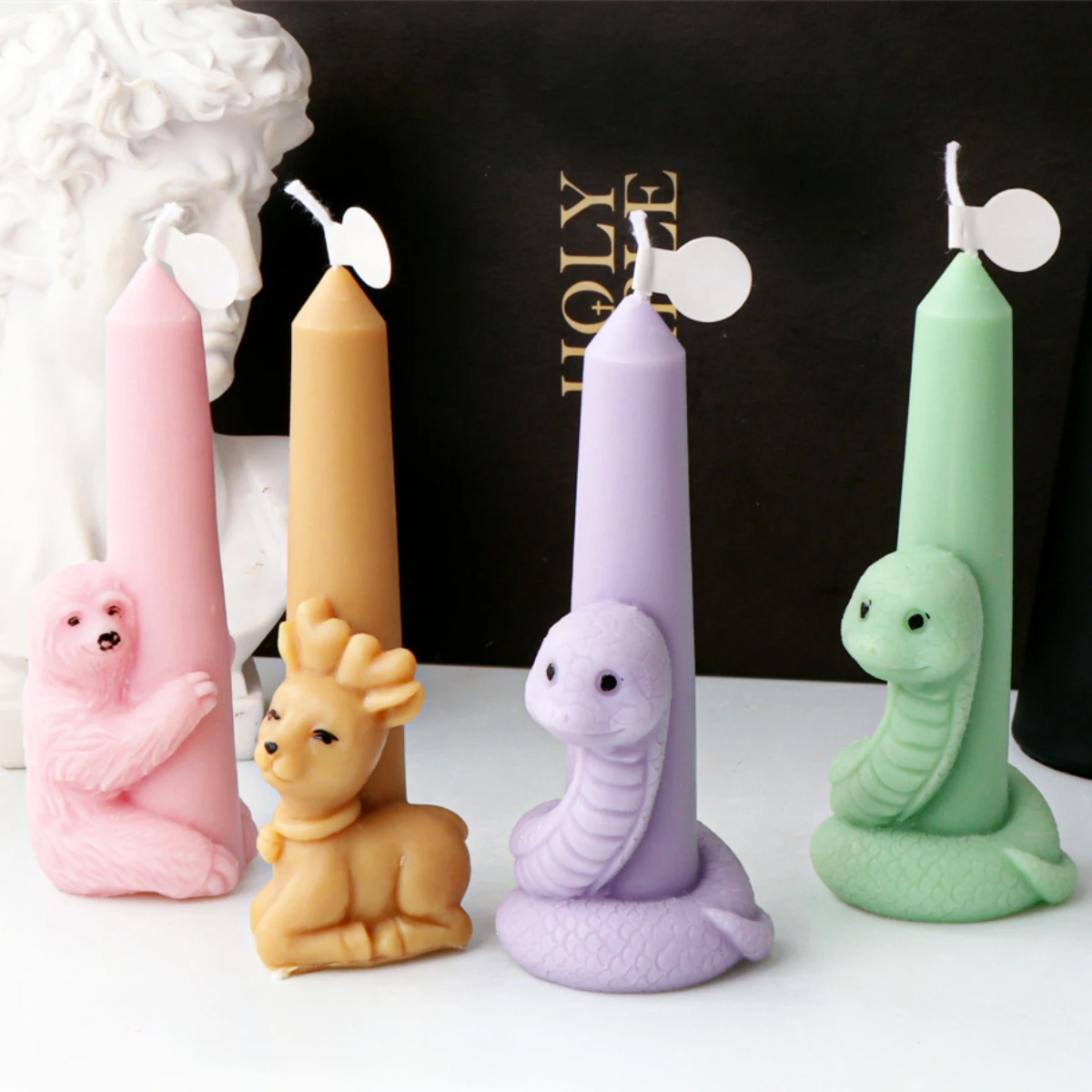 Animal Series Lovely Rabbit Hamster Holding Candle Silicone Mould Sloth Sika Deer Resin Mold Snake Enwind Halloween Party Decor