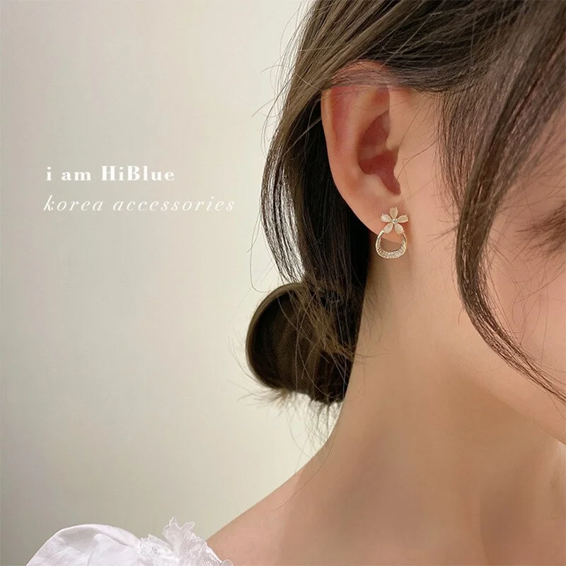 Five Leaf Flower Earrings No Hole Ear Clips Lovely Flowers Clip Earring Without Piercing Minimalist Earrings Jewelry CE1101