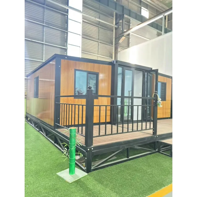Expandable Steel Container Houses 40Ft Luxury Prefabricated Outdoor Contemporary Home 1-3 Bedroom Mobile Homes