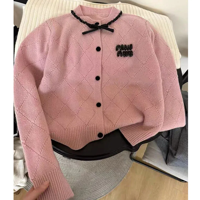 2024 Korean Retro Style Diamond Shaped Bead Studded Knitted Cardigan Sweater for Women's Spring and Autumn New Lazy Top Jacket