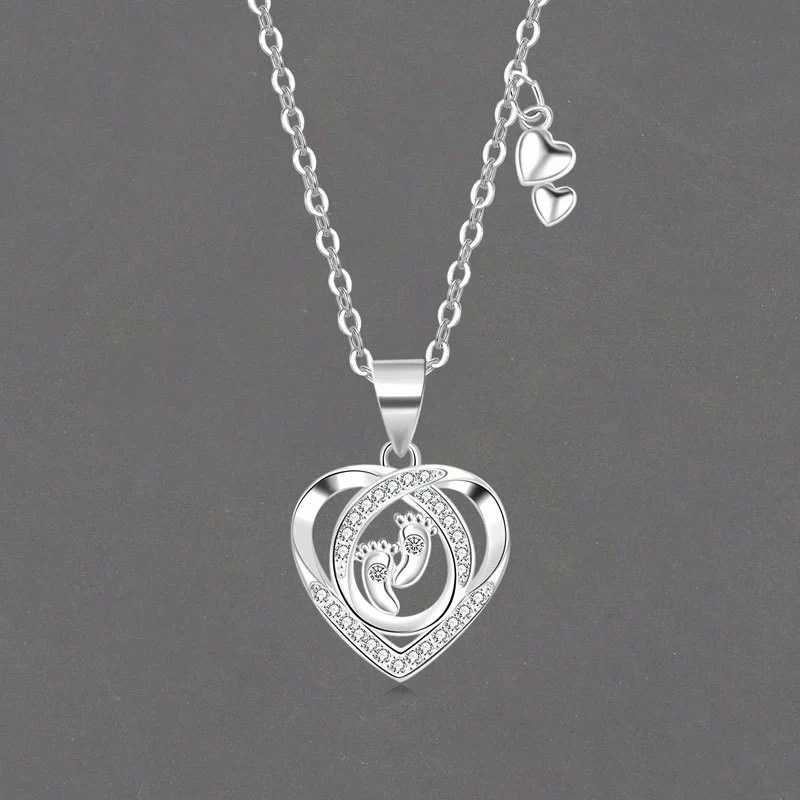 Mother and Baby style Baby Footprints Heart-shaped Necklace Zircon White Necklaces Fine Chain Newborn Commemorative Jewelry