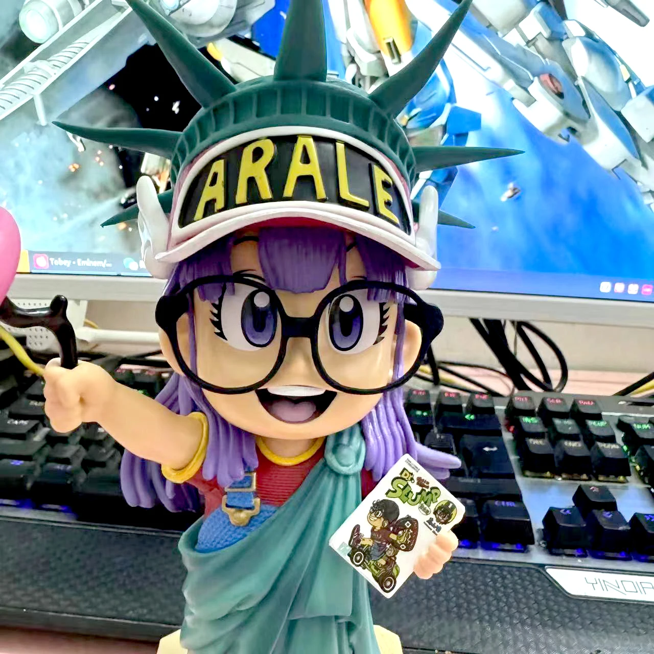 Anime Dr. Slump Figure Arale Cos Statue Of Liberty Figures Cute Pvc Statue Model Doll Collection Desk Decoration Kids Toy Gifts