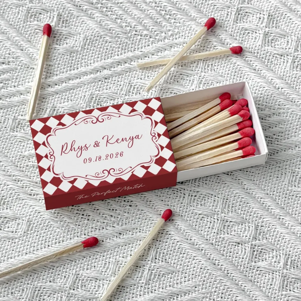 

Персонализированные свадебные спички в стиле ретро, призматические сувениры на заказ с именами и датой, идеальная спичечная коробка, подарок на память для гостей, Anni