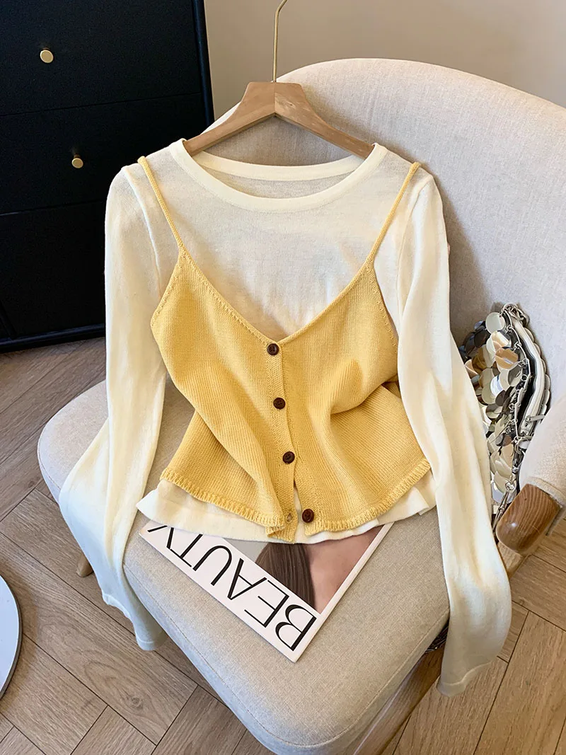 Age Reducing Knitted Camisole Vest With Bottom and Long Sleeved Top, Two-Piece Set for Women's Spring / Autumn New Fashion Top
