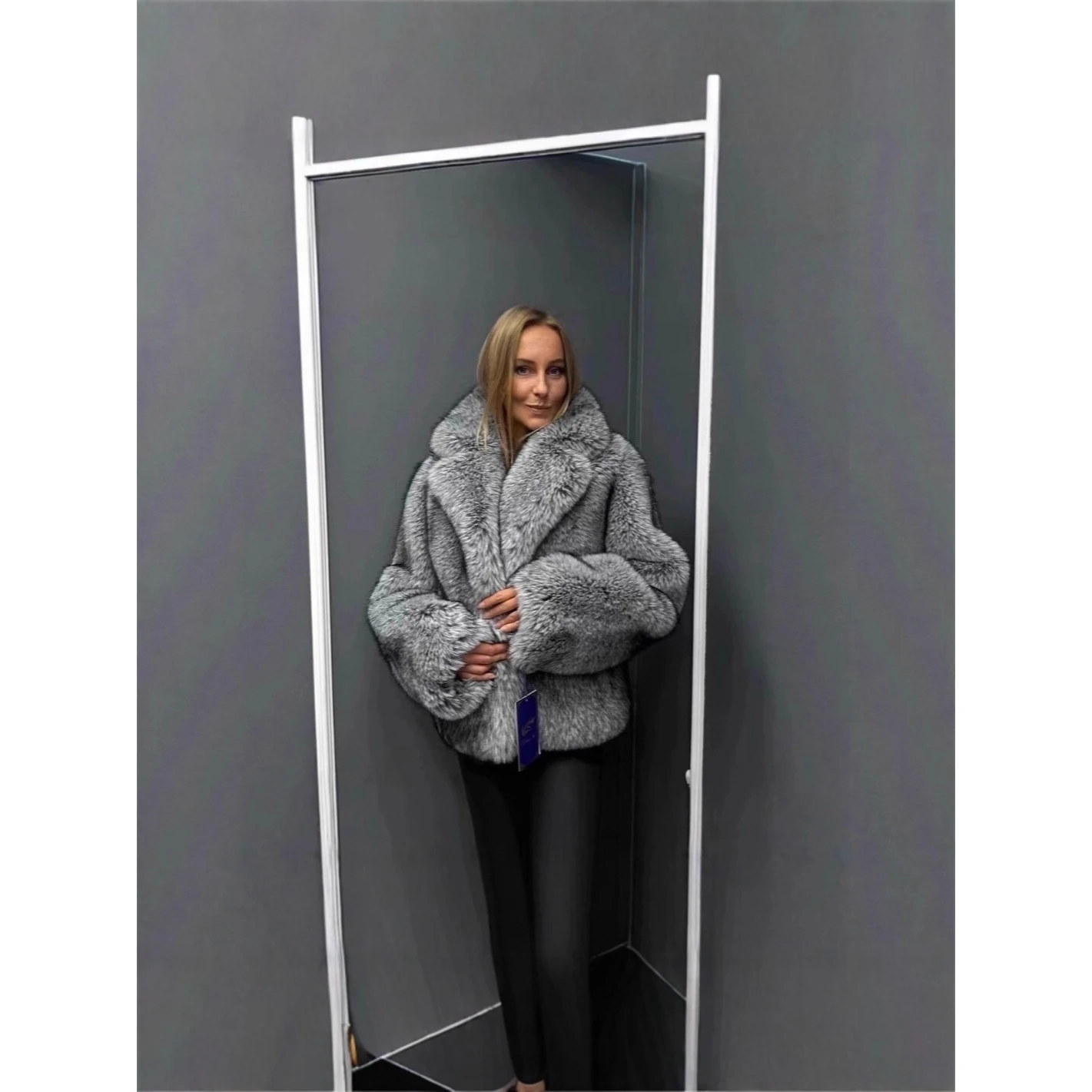 

Женская зимняя шуба, теплая, 200 г, изоляционная верхняя одежда, длинный воротник све, ветрозащитная, модная, искусственная кожа, мех