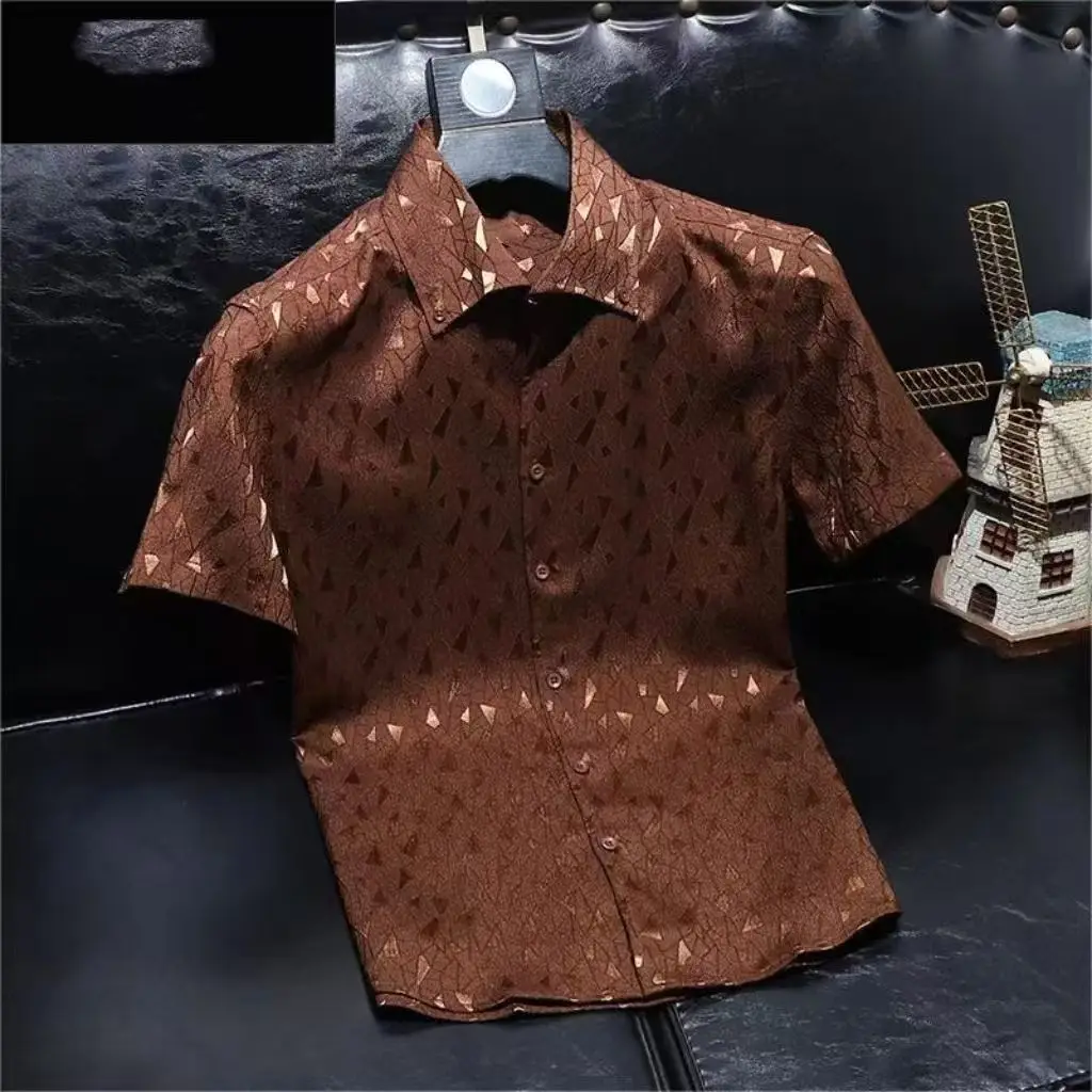 

Новая высококачественная модная мужская рубашка с короткими рукавами 2025 года, летняя повседневная рубашка облегающего кроя