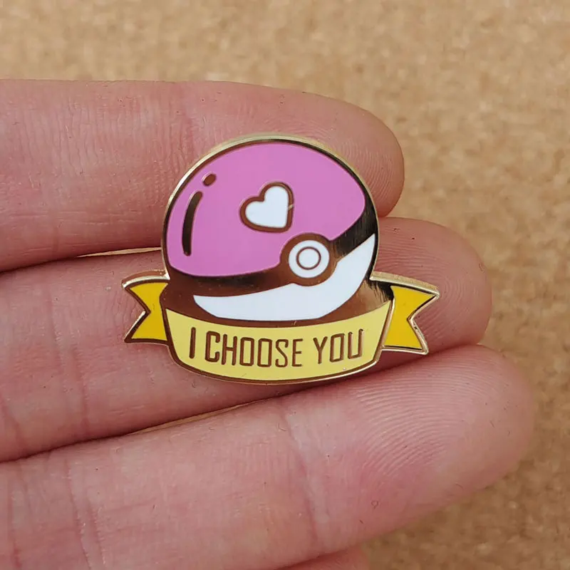 Broche de Pokémon Poke Ball para hombre y mujer, alfileres de esmalte duro, coleccionable, insignias de solapa, joyería de moda, regalos, adorna mochila