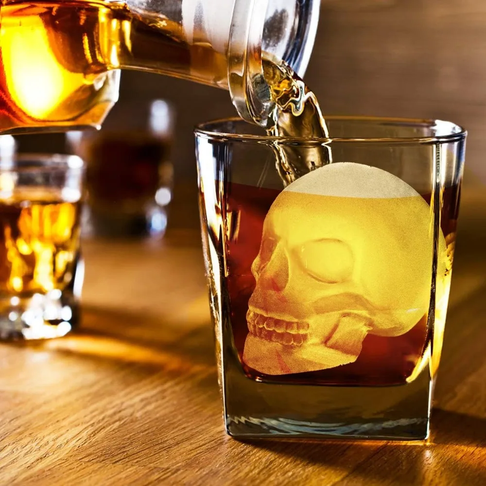 Large 3D Skull Silicone Ice Cube Mold with Funnel for Whiskey Cocktails Halloween for Baking Chocolate Candy Cake for Parties