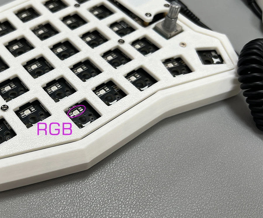 Imagem -04 - Teclado com Fio Rgb Versão Faça Você Mesmo Macio Soquete Hotswap Interruptor Led Macro Branco Teclado Programável Jogos Novo 58 Chaves