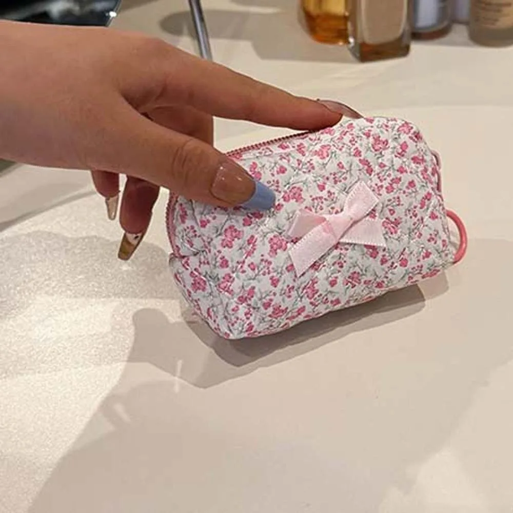 Embroidered Bowknot Mini Makeup Bag Quilted Lattice Floral Print Quilted Cosmetic Pouch Zipper Closure Compact Size