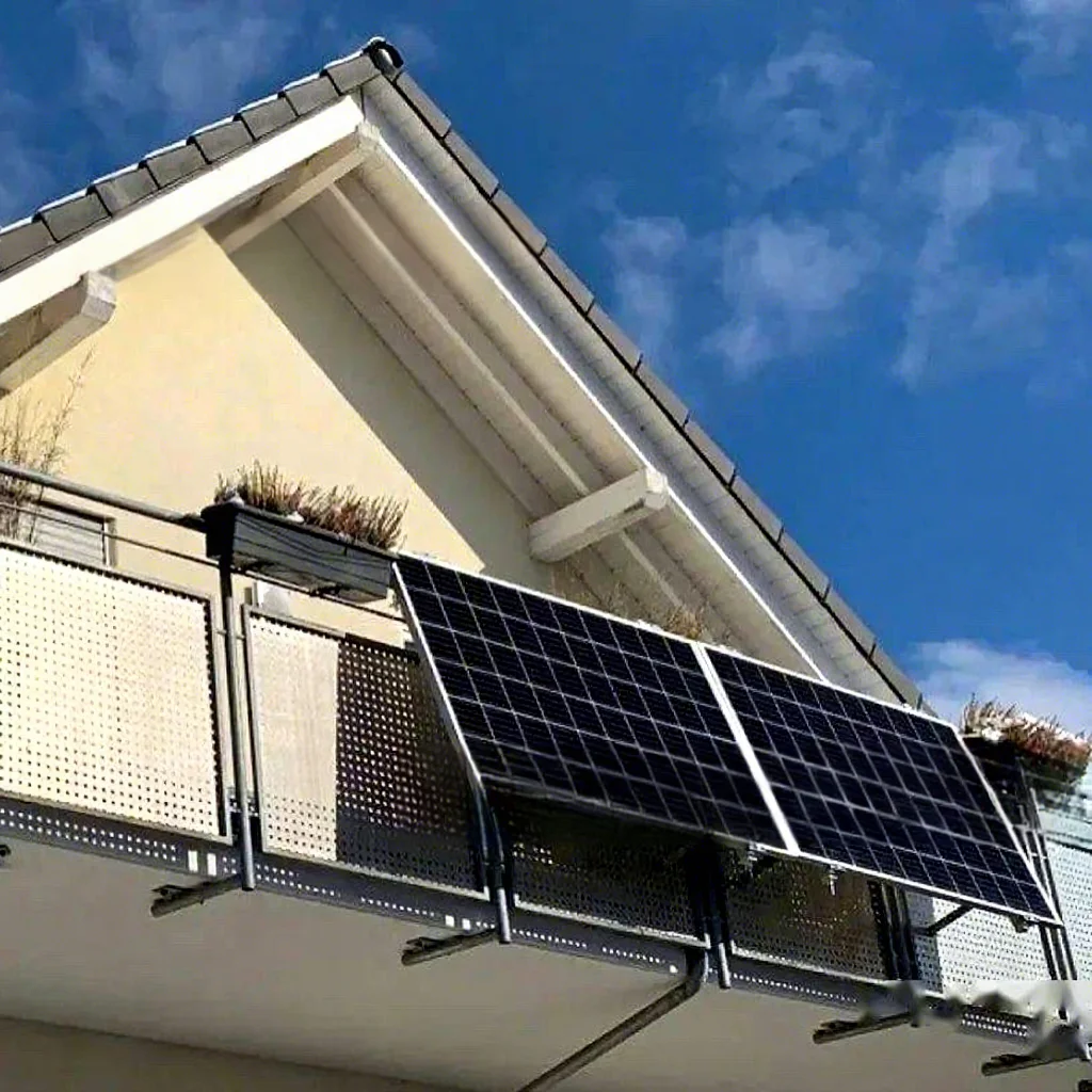 Plug And Play Solar SystemBalcony Solar MicroinverterBalcony Solar Power System 420W/840W Grid Connected MPPT Lithium Ion Monocr