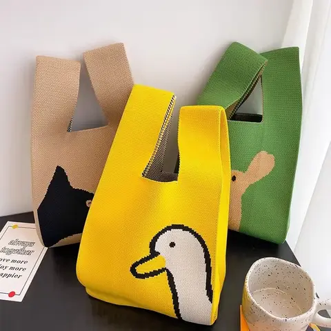 Cute Cartoon Knitted Phone Bag - High-End Fashionable Niche Versatile Dopamine Color Crossbody Wristlet