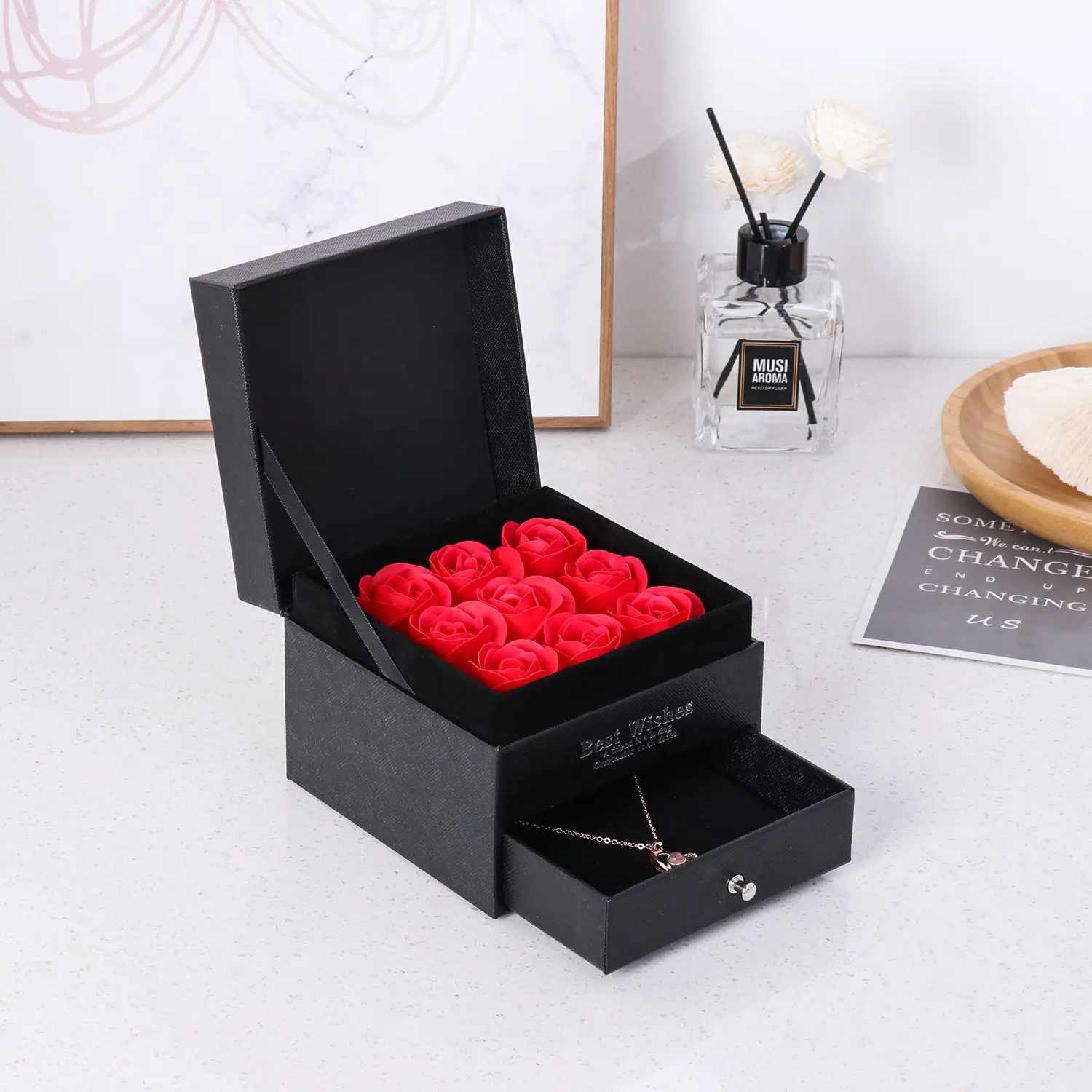 New Year Present Christmas Valentine's Day Gift with Projection Necklace Handmade Eternal Preserved Rose Flower Gift Box