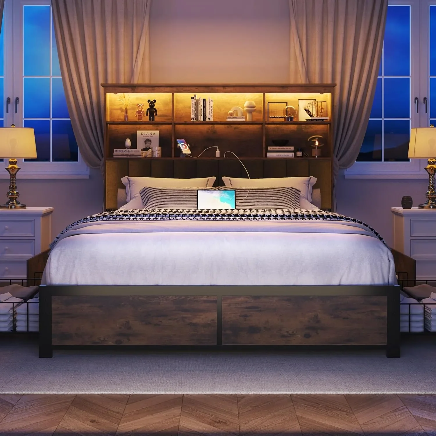 هيكل سرير كبير مع لوح رأسي، لوح رأسي لرف الكتب عالي التخزين، 4 أدراج تخزين، محطة شحن وLED، بني عتيق