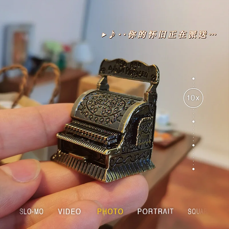 1:12 Miniature Retro Cash Register Figurine Doll House Accessories Miniature Food Toys Model Scene Photography Props Decoration