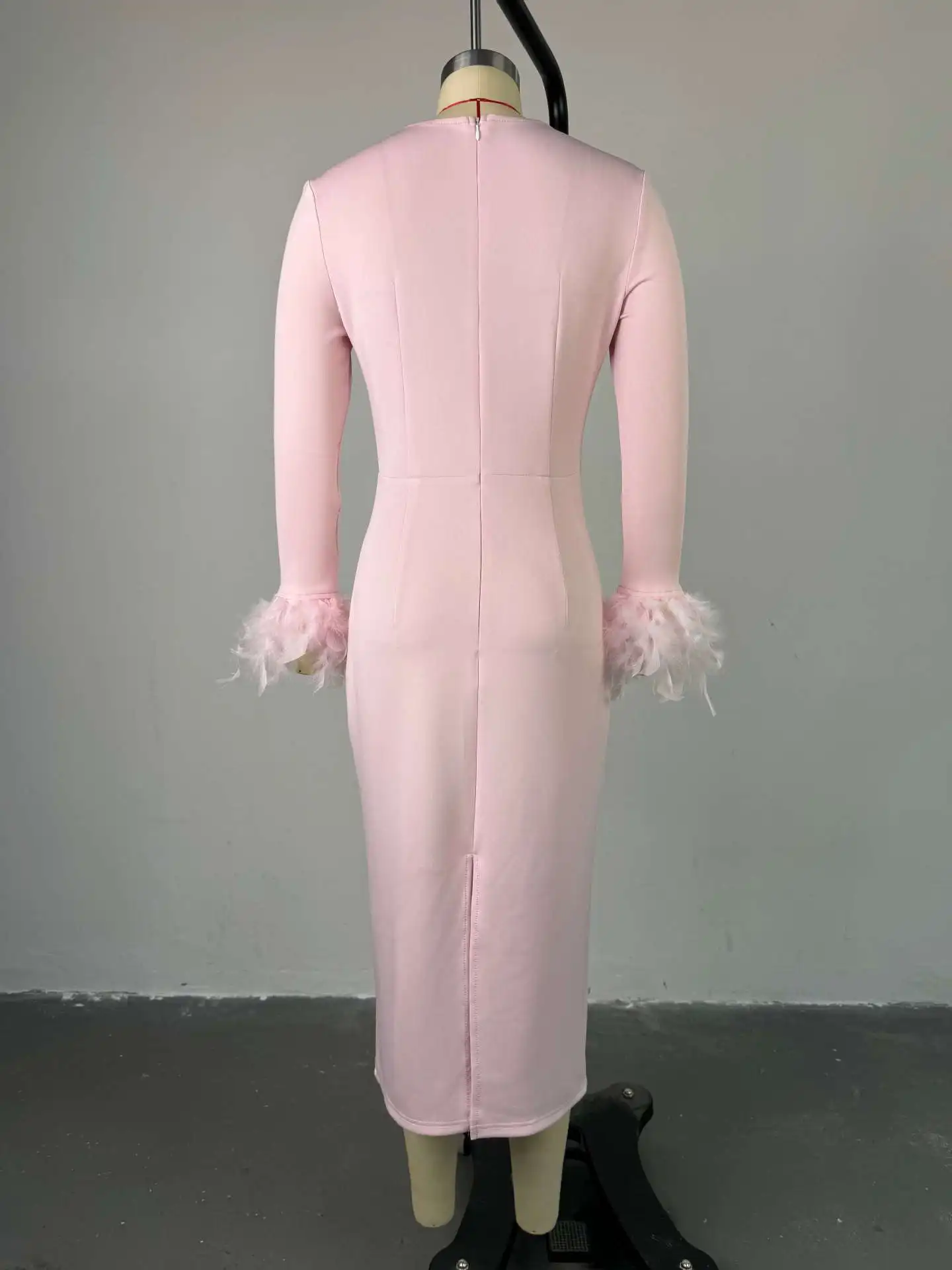 Femmes Sexy taille haute à manches longues plume ourlet Flare à manches longues robe moulante 2025 élégant soirée Club robes de fête d'anniversaire