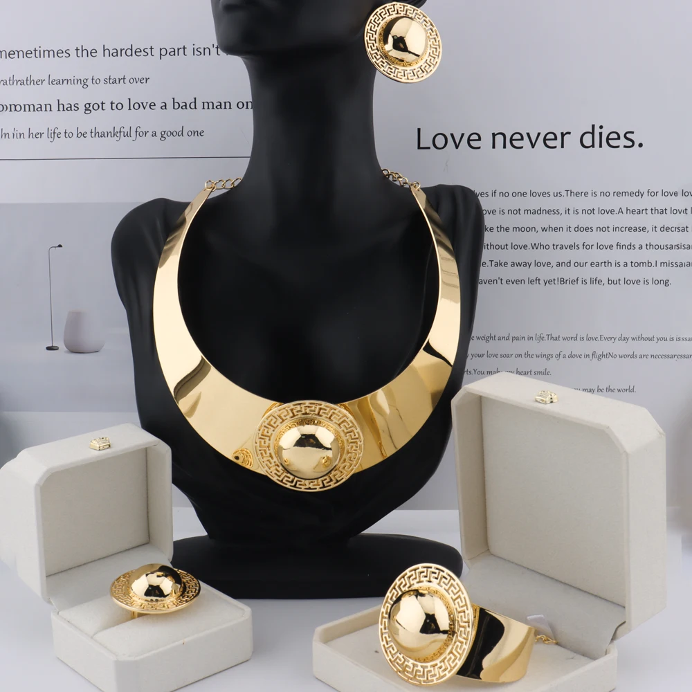 

Luxury Africa Dubai Jewelry Sets Necklace Earrings Ring Bracelet For Women Wedding Party Bridal Jewelry Set Gift