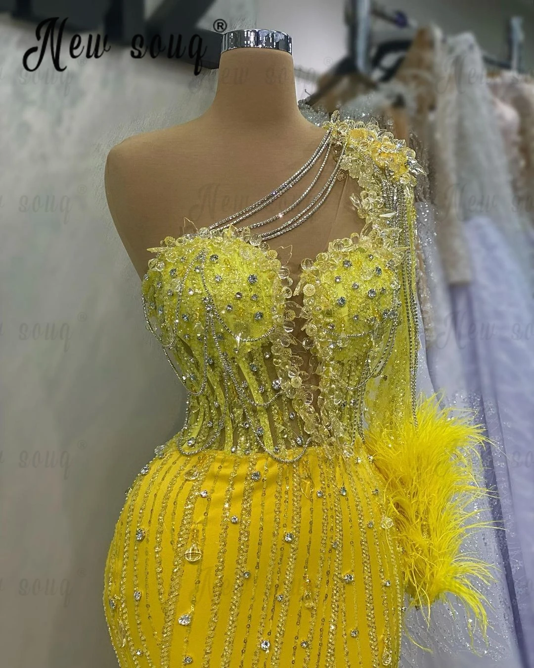 Elegante vestido De noche amarillo limón para mujer, manga única, vestido De cóctel De plumas, vestido De Fiesta árabe con cadena para Cena