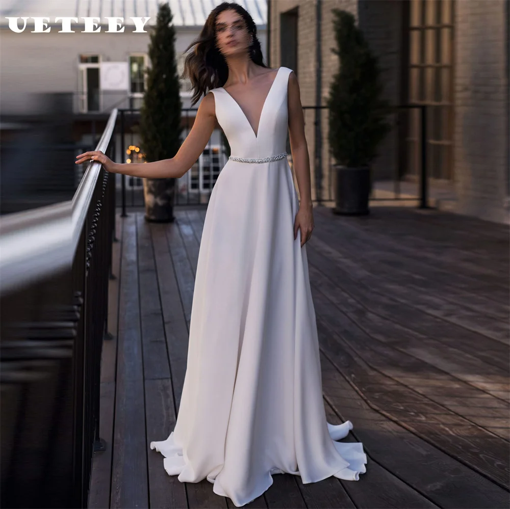 UETEEY Customized Simple Sleeveless Rhinestone Crepe Wedding Dress Women V Neck A Line Zipper Back Floor Length Bridal Gown