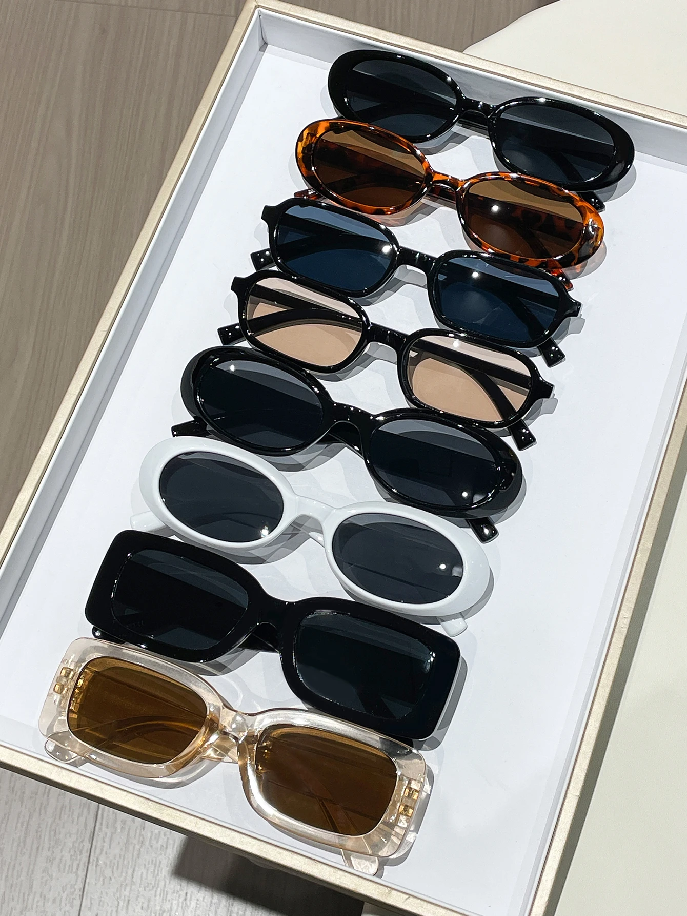 8PCS Fashionable Minimalist Western Style Glasses Set Suitable for Driving And Street Photography