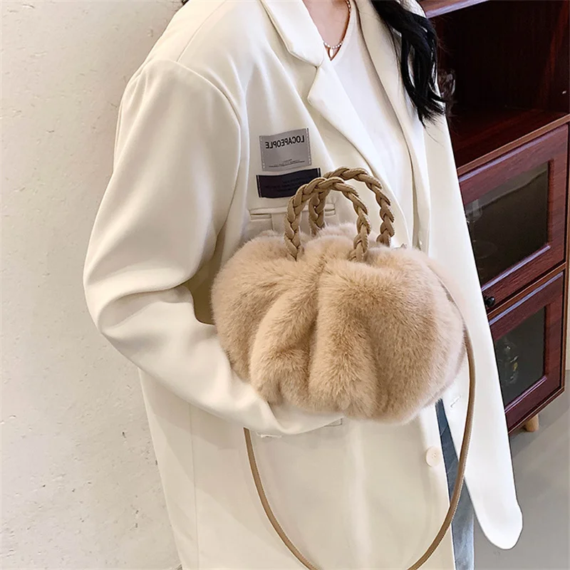 Simple Design Women Soft Plush Shoulder Bags Winter Furry Ladies Clutches Purse Small Handbags Fashion Female Crossbody Bags