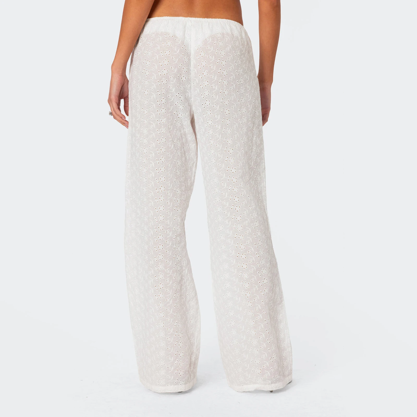 Pantalones de playa de cintura baja para mujer, pantalón de verano con flores ahuecadas, pantalones de pierna ancha para piscina