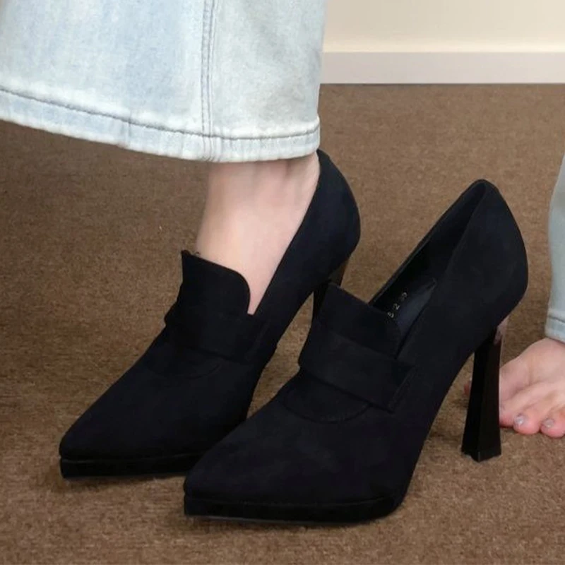 أحذية نسائية بكعب عالٍ بمقدمة مدببة من جلد الغزال أحذية أنيقة فستان فاخر للخريف مضخات 2025 مصمم جديد أنيق Zapatos De Mujer