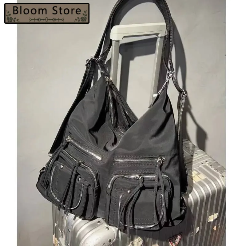

Bloom Vintage Black Y2k Backpack Women High Street Pocket Chic Casual Mochila Ladies Moto Biker Large Capacity Shoulder Bags