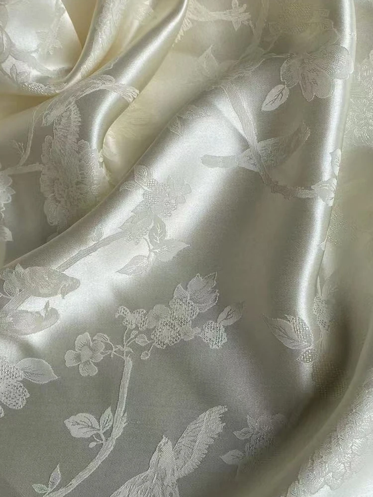 

Real Silk Jacquard Satin Hummingbird Figure Interwoven Orange Yellow Multi-Color into New Chinese Style Cheongsam Hanfu Fabric