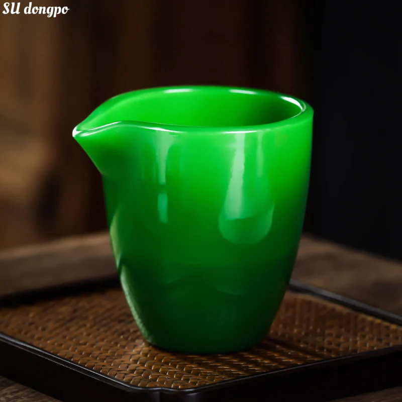 

Emperor Green Jade Porcelain Chahai - Harmony Large Capacity Tea Dispenser Chahai Chinese Jade Glass Tea Cup High Quality