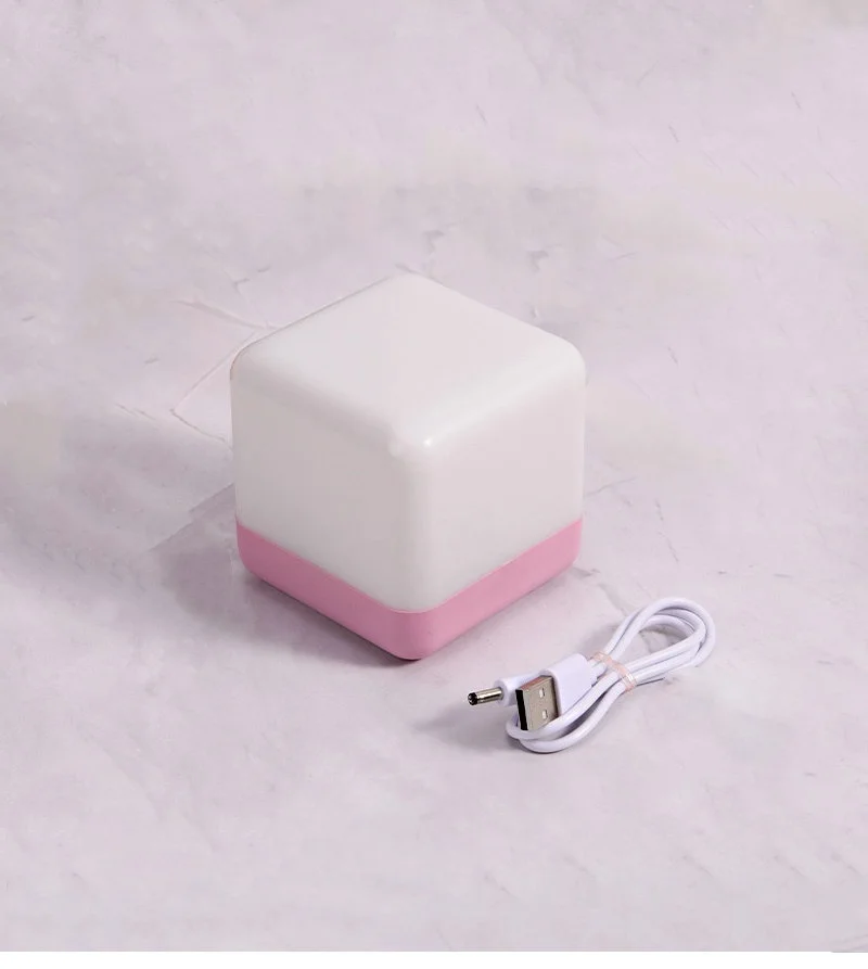 USB ชาร์จไฟ LED Cube โคมไฟตกแต่งแบบพกพาไฟกลางคืน W/รีโมทคอนโทรลห้องนอนโต๊ะ Ambient Lighting H80mm