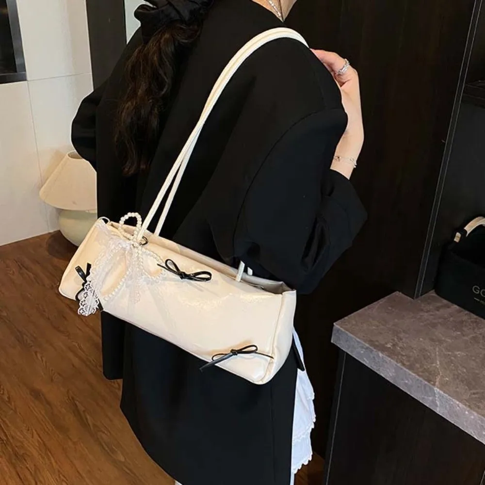 

Portable Sweet French Stick Handbag Bow Ribbon Y2K Silver PU Shoulder Bag Large Capacity Solid Color Lady Underarm Bags Travel