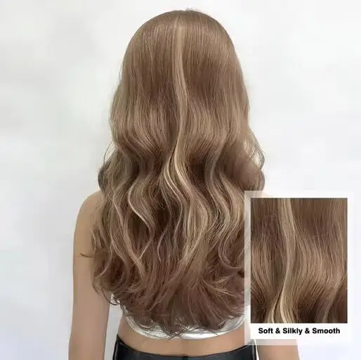 Рисунок 2 - Длинный волнистый синтетический парик с челкой