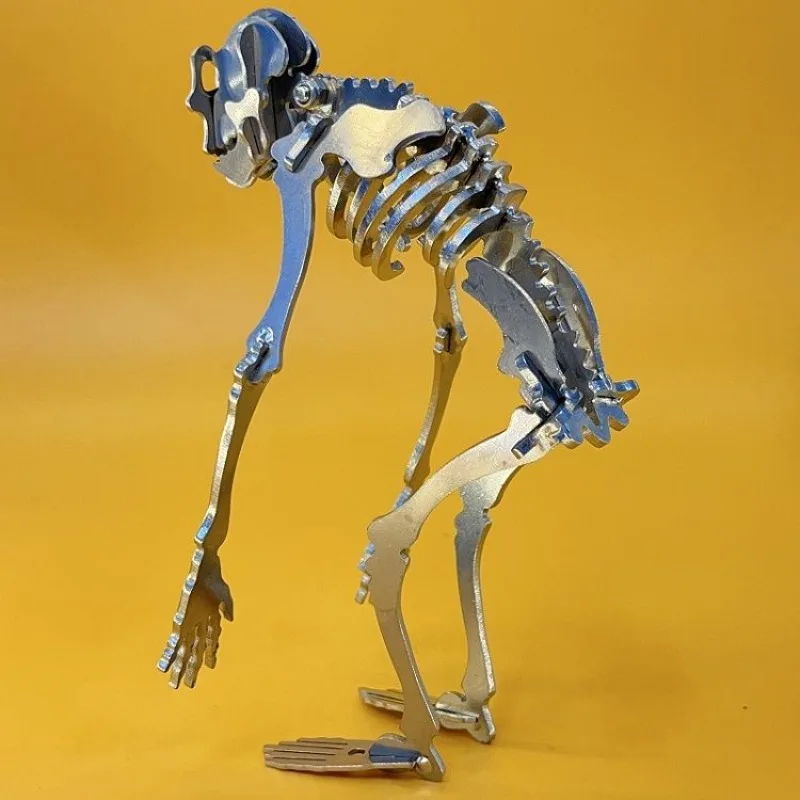 

Stainless steel skeleton model, Mr. Bones funny ornaments, Halloween decoration, mechanical metal skeleton, cos toys