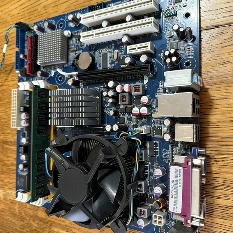 

Материнская плата CQ114-67199 для HP Scitex FB500 FB550 FB700 FB750