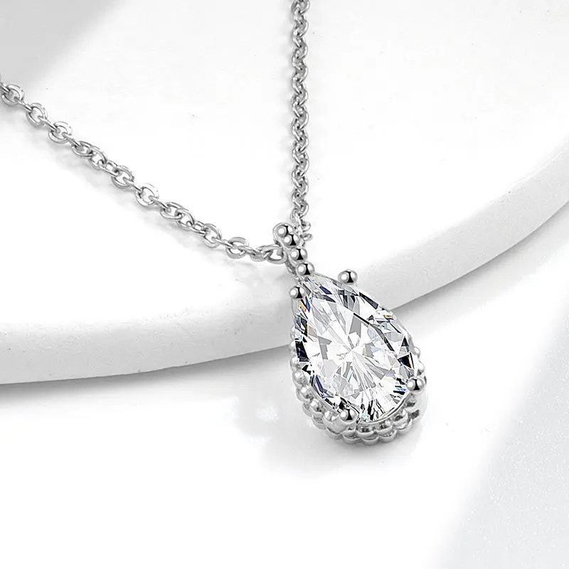 

Pear Cut Moissanite Necklace for Women Chain Lab Diamond Water Drop Pendant Necklace Birthday Gift 925 Sterling Silver