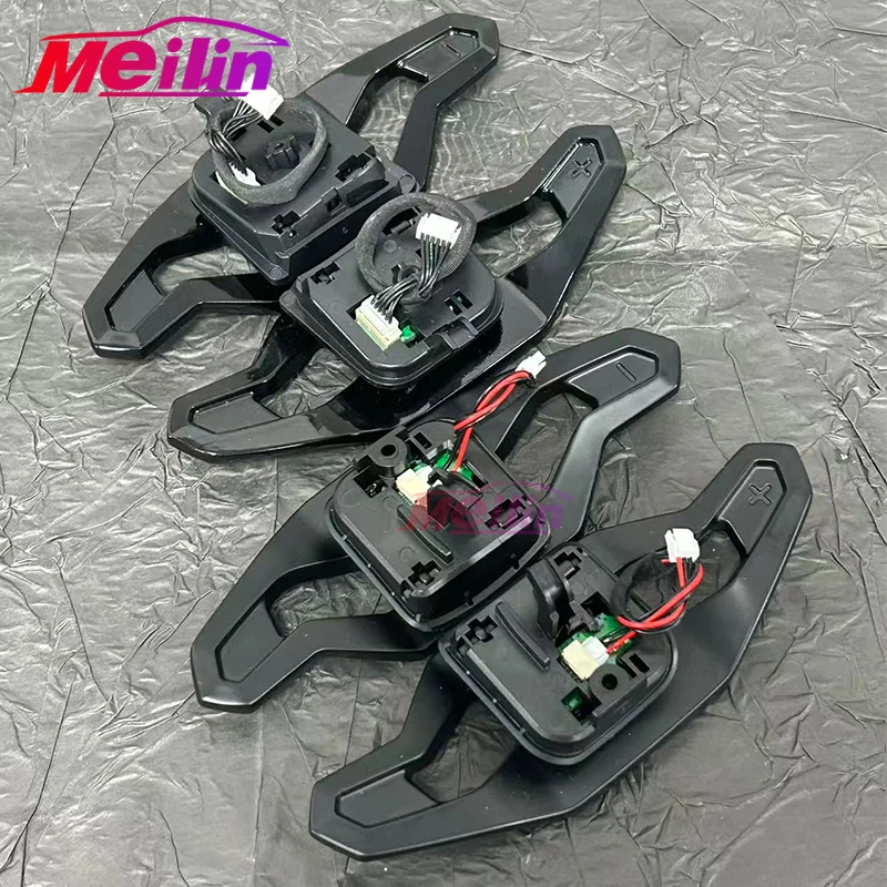 

Подходит для Audi A4 B9, A3, S3, A5 C8, B9, Q5, Q3: подрулевые переключатели (лепестки) в стиле URUS, альтернатива URUS, пластиковый материал.