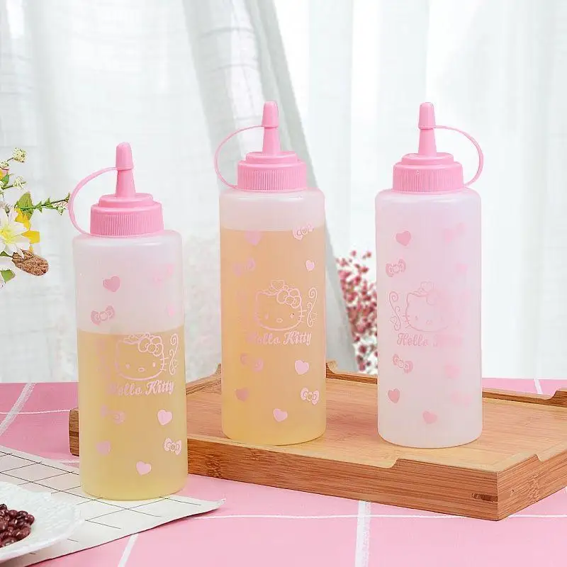 Hello Kittys Squeeze Oil Control Bottle Kawaii Sanrio Anime Transparent Ketchup Salad Spike Bottle Condiment Bottles Kitchen