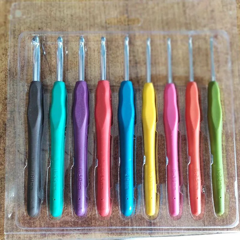 

Knitting Needles Hand Crochet DIY Knitting Tools Kit Soft Handle Crochet Candy Crochet 9 Pieces Needles Hooks