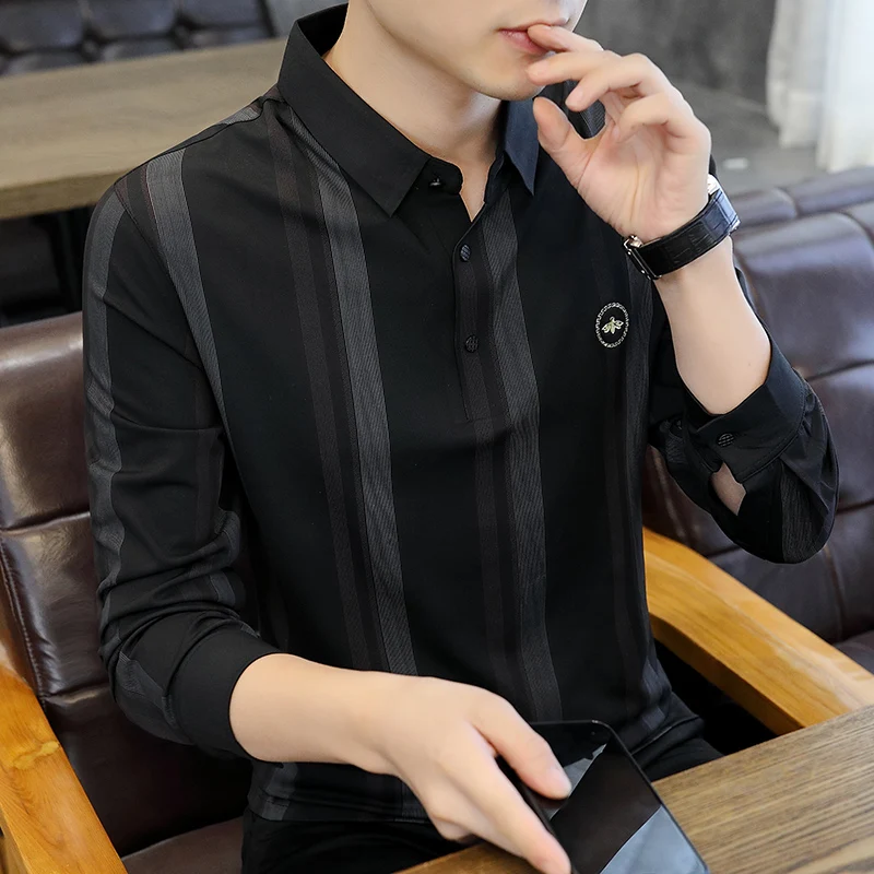 

Мужская рубашка с длинным рукавом, весенне-осенняя, приталенная, модная, в городском стиле, с тонким отложным воротником, в полоску, повседневная, в корейском стиле.