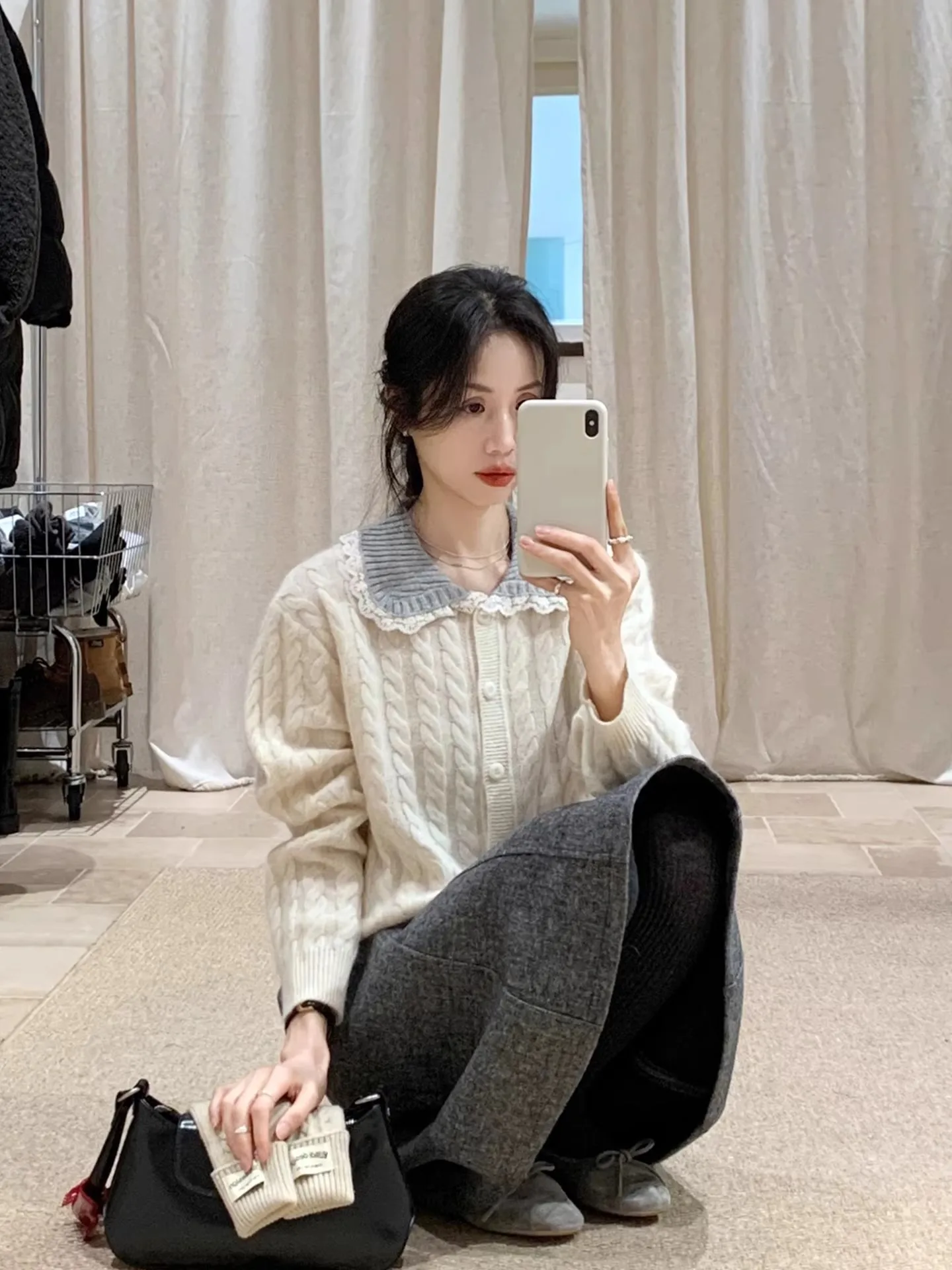 Korean Sle Sweet White Doll Collar Women's Sweater 2025 Winter New Woolen Twist Loose Fit Long Sve Top for Girls