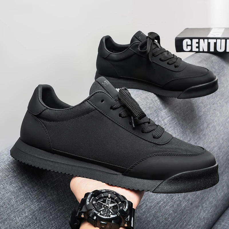 

Men's Retro Black Casual Sneakers Breathable Mesh German Trainers Lightweight Non-slip Walking Shoes All-match 2026