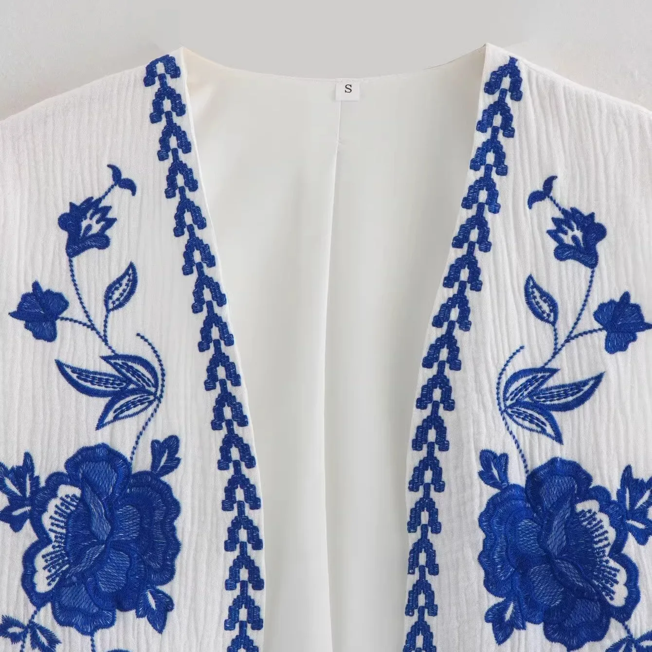 

ZBZA Autumn New Women's Faion Casual Versatile Simple Sle Embroidered Vest Polyester Fiber No Button Closure