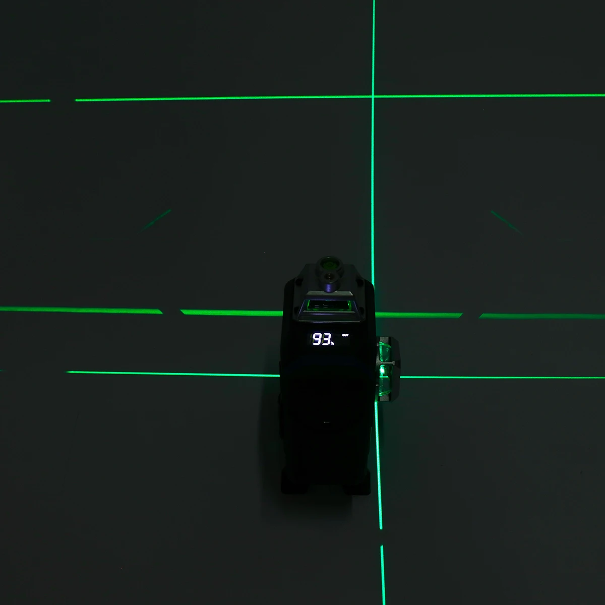 16 เส้น 4D ระดับเลเซอร์เส้นสีเขียว Self-Leveling 360 แนวนอนและแนวตั้ง Super เลเซอร์ที่มีประสิทธิภาพ