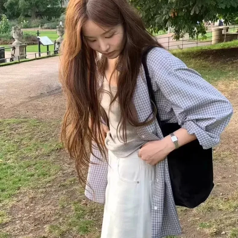 เสื้อเชิ้ตลำลองทรงหลวม แขนยาว ลายสก็อต ปกพับ สำหรับผู้หญิง ความยาวปานกลาง เหมาะกับฤดูใบไม้ร่วง แฟชั่นทันสมัย