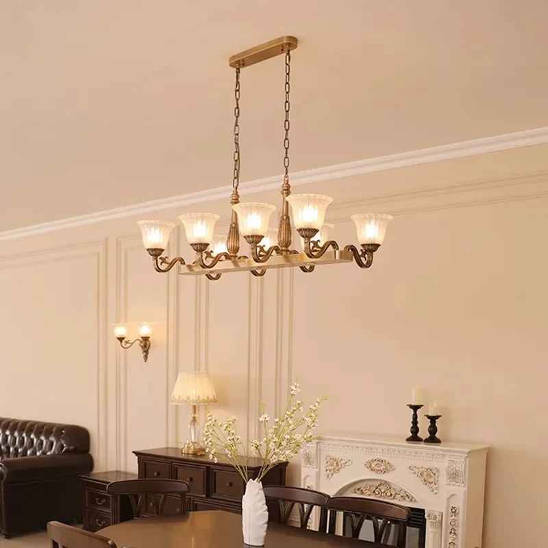 

Ретро полностью медный ресторан-бар, стойка, длинный ряд люстр, персонализированные лампы для кабинета, чайной комнаты