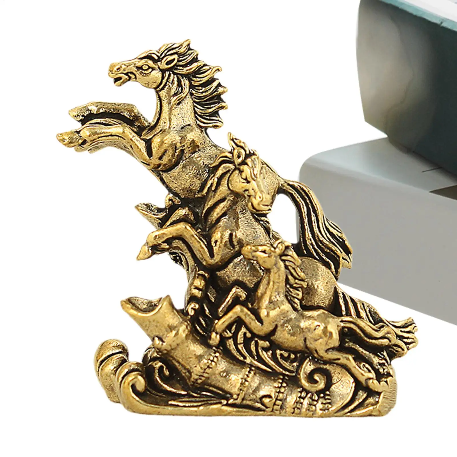Brass Horse Galloping Desktop Ornament Vintage Decorative Horse Statues Mini Horse Figurine Landscape Tea Pet Decoration