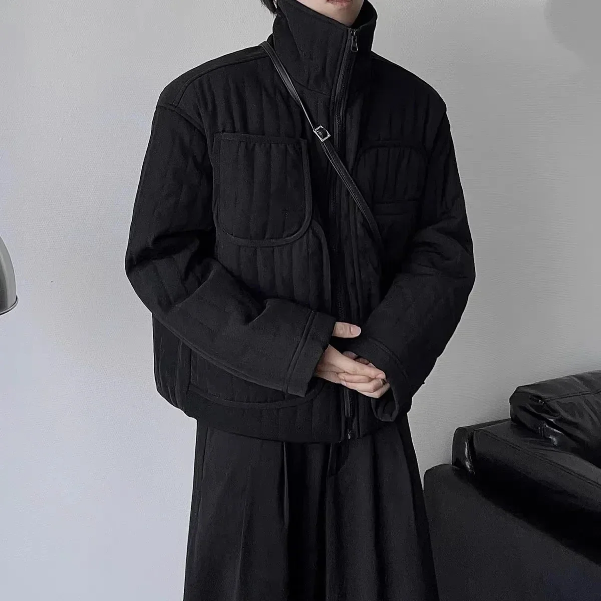 Dark Minimalist Short Cotton Padded Jacket Japanese Style Winter Men Niche Loose Stand Collar Parkas Light Thin Haughty Coats