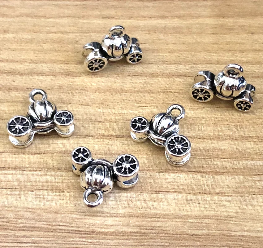 

20pcs 13*11mm Vintage cute charms for handmade findings Zinc alloy metal HW3609